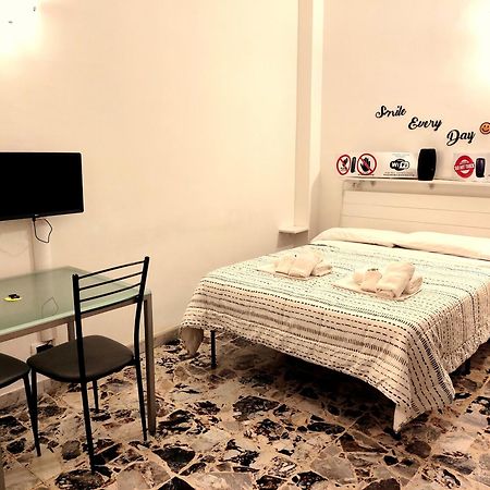 Апартаменты Locazione Turistica Casa Gardenia Турин Экстерьер фото