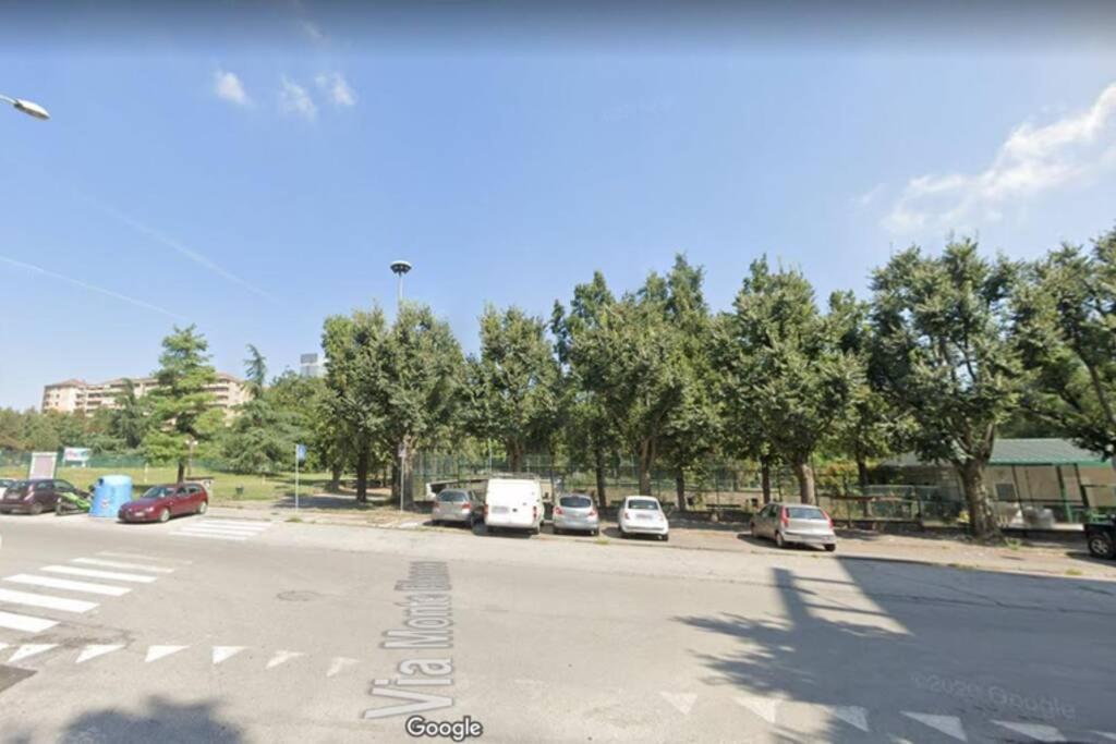 Апартаменты Locazione Turistica Casa Gardenia Турин Экстерьер фото